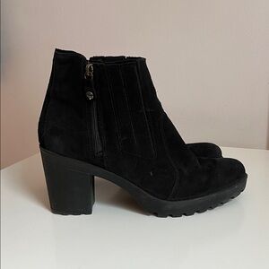 41 Black Suede Ankle Booties - real leather